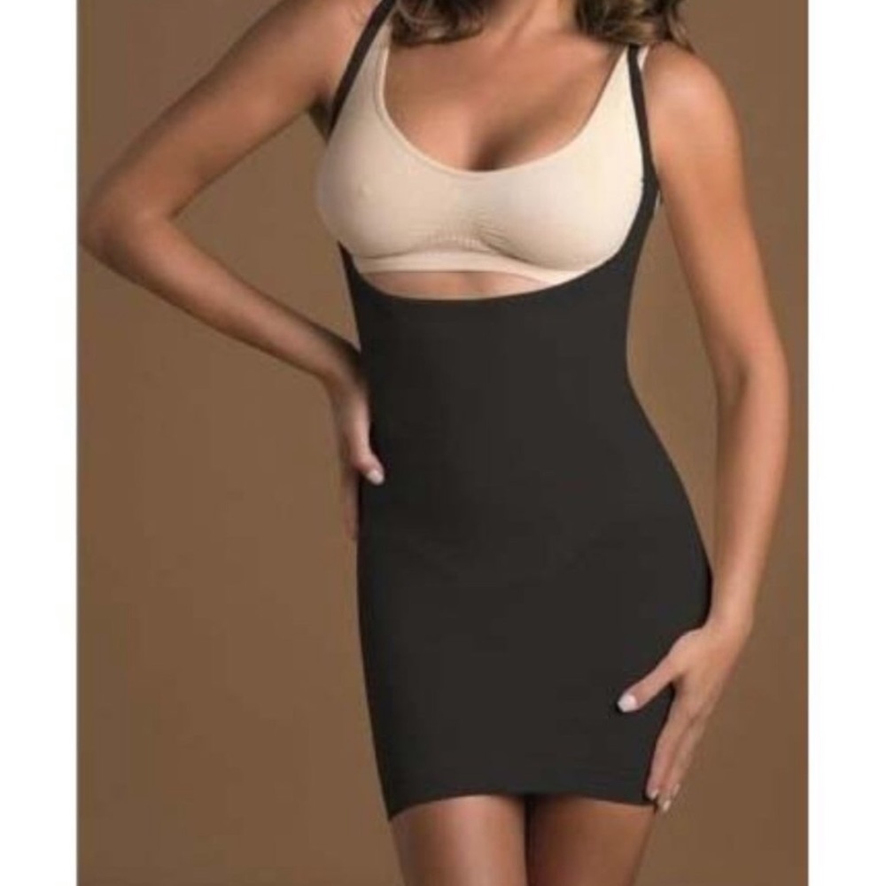 Intimidea body effect shaping slip shapewear M/L